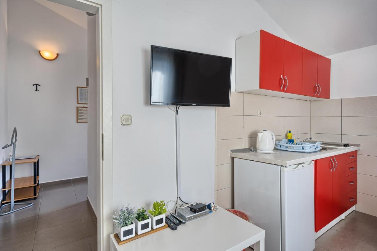 Apartmani Ticic Трогір Екстер'єр фото
