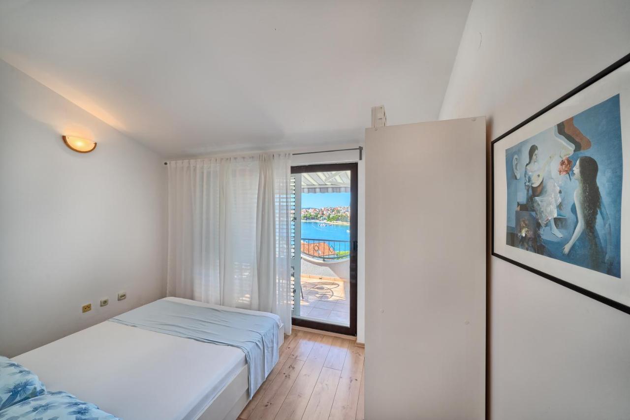 Apartmani Ticic Трогір Екстер'єр фото